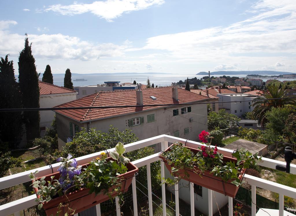 Apartment Firule Sandy Beach Split Exteriör bild