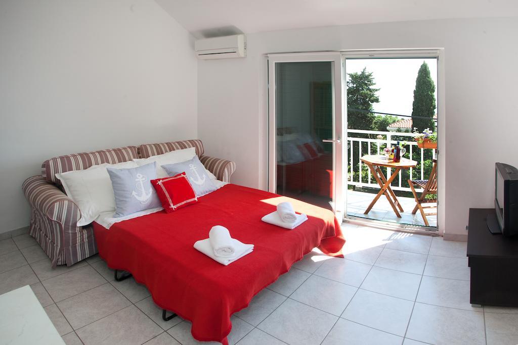 Apartment Firule Sandy Beach Split Exteriör bild